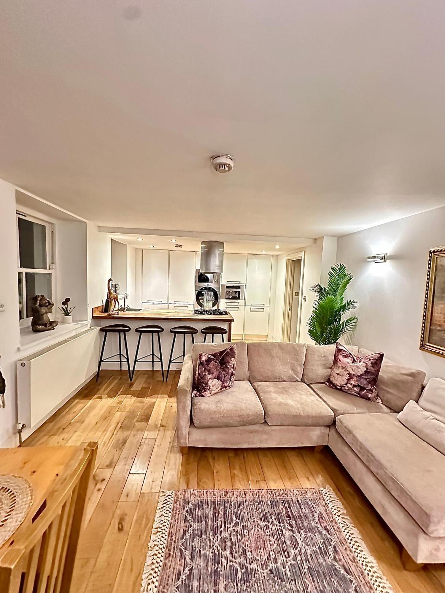 Opulent Oasis In London公寓 外观 照片
