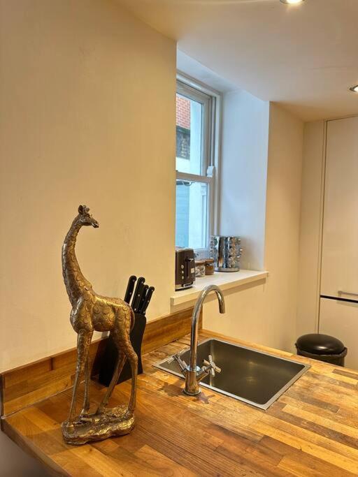 Opulent Oasis In London公寓 外观 照片