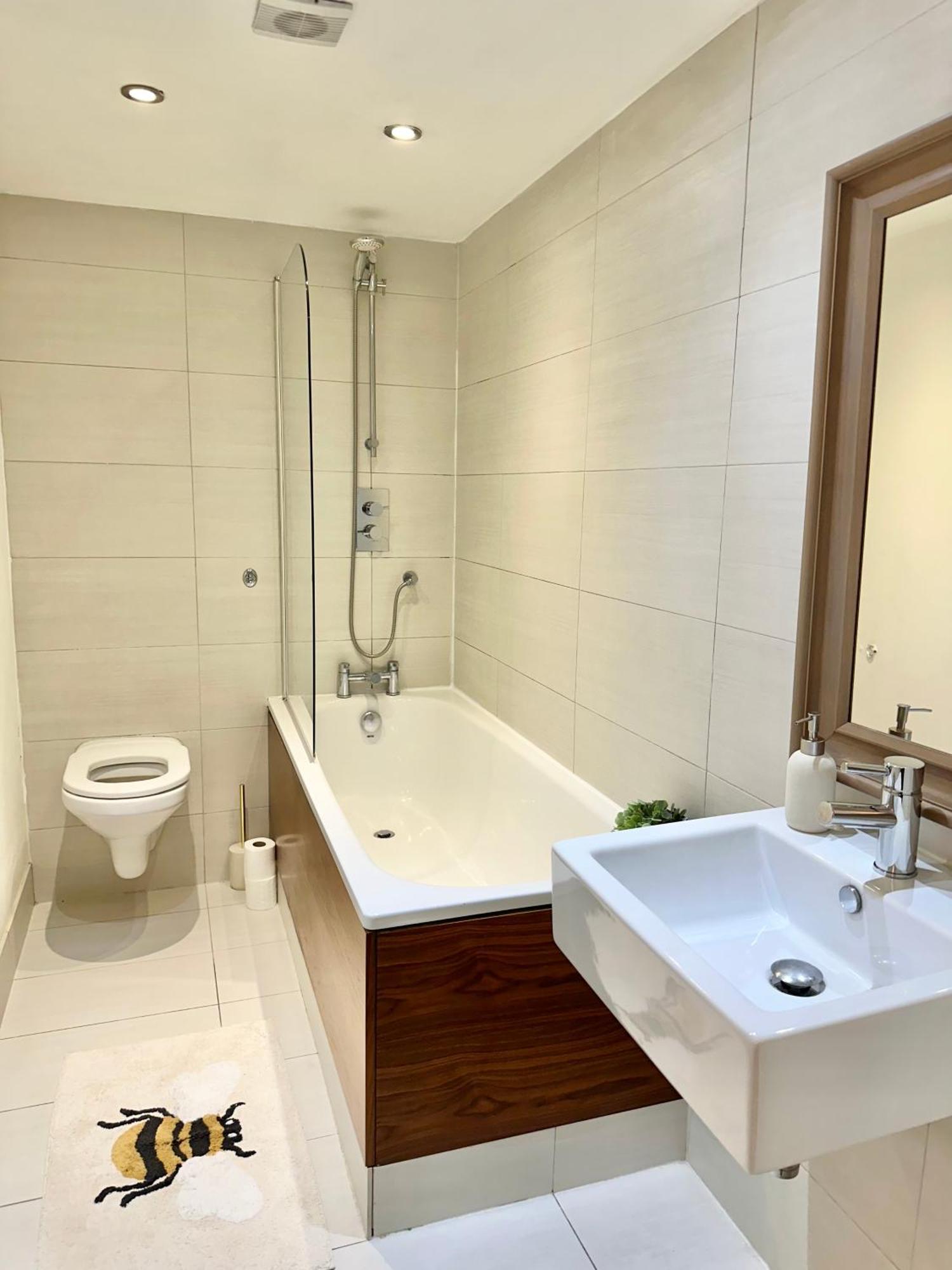 Opulent Oasis In London公寓 外观 照片