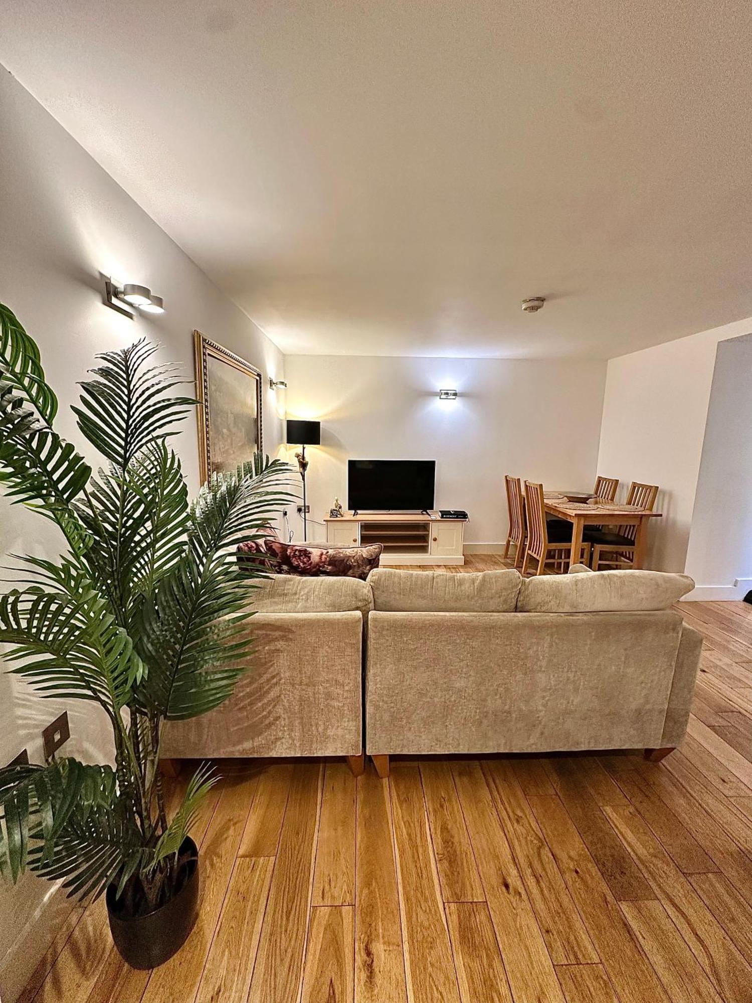 Opulent Oasis In London公寓 外观 照片